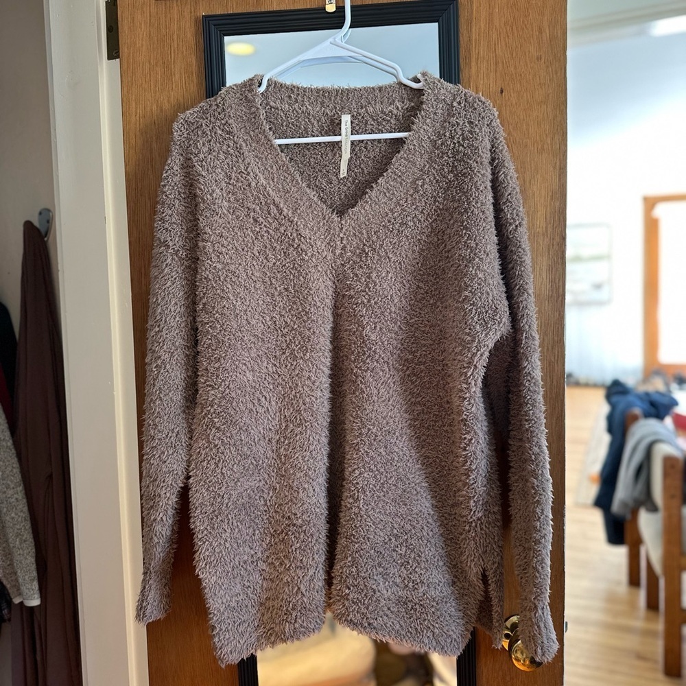 Babaton By Aritzia Sweater